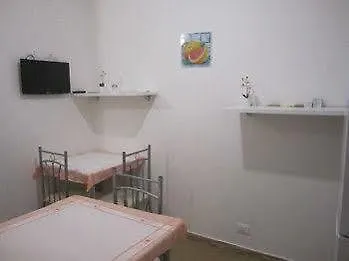 Bed & Breakfast Night & Day 4*