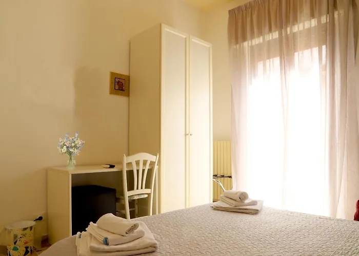 Bed and Breakfast Night & Day