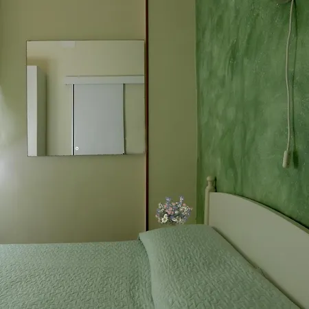 Night & Day לינה וארוחת בוקר רגוזה